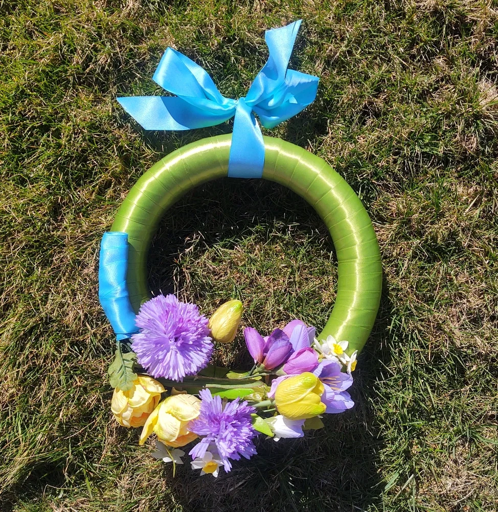 Tulip•BouQueT 💐 Wreath~ +Blue/Green Ribbon Trim~